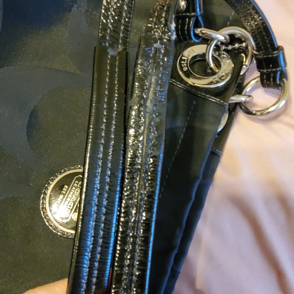 Authentic Coach Purse - Picture 4 of 7